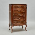 979 4427 CHEST OF DRAWERS